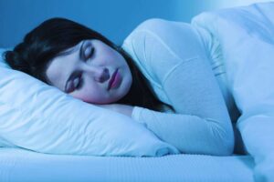 ragazza che dorme