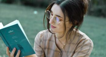 Lascia la sua bimba ad un’estranea e finisce sotto un treno: divorerai le pagine di questo thriller