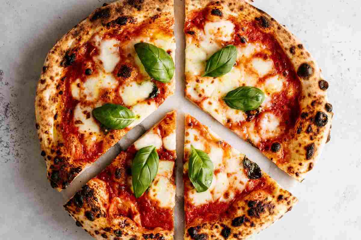 pizza tagliata margherita